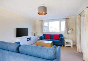 3 Hilbre Court